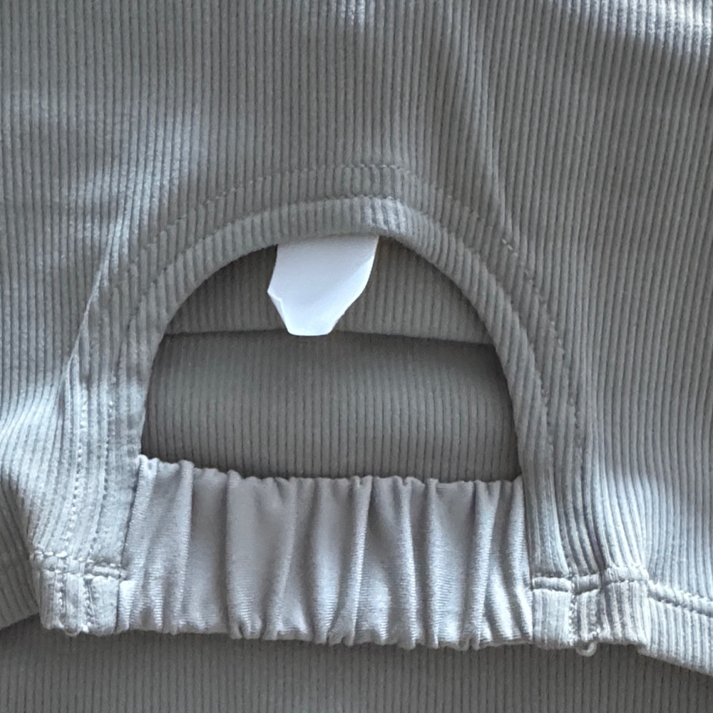 NWT Lululemon Athletica Ruched-Strap Cropped Keyhole Tank Top in Raw Linen - Picture 8 of 12